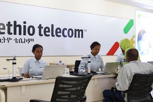 Dans une boutique Ethio Telecom du quartier de Bole, à Addis-Abeba, Éthiopie, le 29 juillet 2022. © Tiksa Negeri/REUTERS