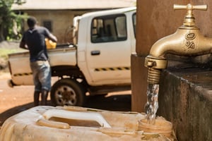 Le prix facturé de l’eau ne cesse d’augmenter, dans tous les pays du monde. © Mario FOURMY/SIPA
