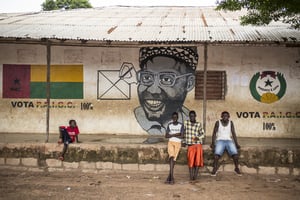 Amílcar Cabral fut à l’origine, avec quelques camarades, de la constitution du Parti africain pour l’indépendance de la Guinée et du Cap-Vert (PAIGC), en 1956. © Sylvain Cherkaoui pour JA
