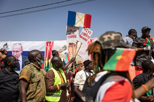 BURKINA-FRANCE-RUSSIA-POLITICS-DEMONSTRATION © Une manifestation de soutien au capitaine Ibrahim Traoré, et réclamant le départ des Français du Burkina, à Ouagadougou, le 20 janvier 2023.