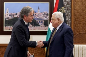 Le président palestinien Mahmoud Abbas et le secrétaire d’État américain Antony Blinken à Ramallah, le 31 janvier 2023. © RONALDO SCHEMIDT / POOL / AFP