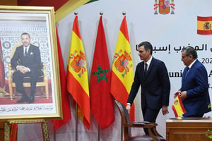 Le chef du gouvernement marocain, Aziz Akhannouch (à dr.), avec son homologue espagnol, Pedro Sanchez, lors de la 12e réunion de haut niveau, à Rabat, le 2 février 2023. Morocco’s Prime Minister Aziz Akhannouch (R) and his Spanish counterpart Pedro Sanchez attend the 12th session of the Morocco-Spain High Level Meeting, at the Ministry of Foreign Affairs in Rabat on February 2, 2023. – Sanchez kicked off a visit to Morocco the previous day, on a trip aimed at mending ties following a deep diplomatic crisis between the two countrie
© AFP