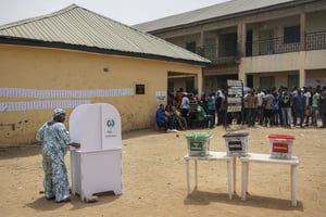 Les Nigérians élisent leur président le samedi 25 février 2023. © Michele Spatari / AFP)