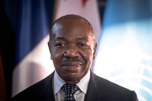 Le président Ali Bongo Ondimba (ici en novembre 2021) reçoit ses pairs à Libreville. © NICOLAS MESSYASZ/SIPA