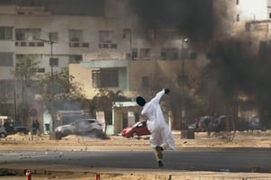 Des affrontements entre policiers et des manifestants à Dakar, le 16 mars 2023. © JEROME GILLES/NurPhoto via AFP