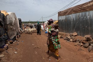 Dans le camp de réfugiés de Faladié, à Bamako, au Mali. © Kemal Ceylan / ANADOLU AGENCY / Anadolu Agency via AFP
