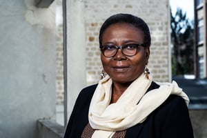 Delphine Djiraïbé, à Paris, le 16 mars 2023. © Damien Grenon pour JA