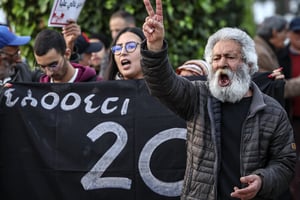 Des manifestants lors d’un précédent rassemblement, déjà contre la cherté de la vie, le 20 février 2023, à Rabat, au Maroc. © FADEL SENNA / AFP.