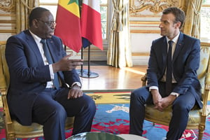 Le président du Sénégal Macky Sall, à l’Élysée, avec son homologue français Emmanuel Macron, le 20 avril 2018. © Ian LANGSDON/POOL/AFP