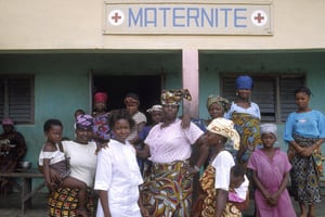 L’Organisation mondiale de la santé (OMS) s’est emparée de ce problème de santé publique en lançant un appel à éradiquer la fistule obstétricale d’ici à 2030 (ici une maternité au Bénin). © Deloche/BSIP via AFP