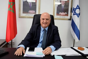 L’ambassadeur d’Israël au Maroc, David Govrin, dans son bureau de Rabat, le 24 octobre 2021. © Mohamed Siali/EFE/MAXPPP