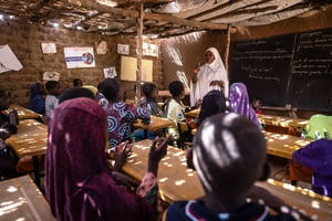 Salle de classe de l’école Sakoira dans la région de Tillabéri au Niger, le 25 janvier 2023. © Olympia de Moismont/AFP