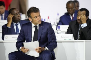 Le président français, Emmanuel Macron, lors de la session de clôture du Sommet du nouveau pacte financier mondial, à Paris, le 23 juin 2023. © LEWIS JOLY/POOL/AFP