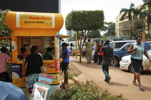 Un point de vente de banque mobile de l’opérateur MTN, en Ouganda, le 29 septembre 2016. © Stephen Wandera/AP/SIPA