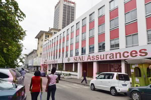 Siège ivoirien du groupe d’assurance africain Sunu, dans le quartier central des affaires du Plateau, à Abidjan. © ISSOUF SANOGO/AFP