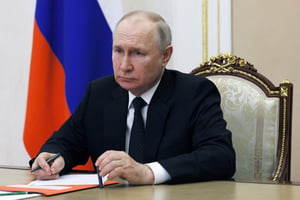 Le président russe Vladimir Poutine participe à une réunion avec les membres du Conseil de sécurité par téléconférence à Moscou, le 22 juin 2023. © Sergey Ilyin / SPUTNIK / AFP