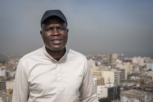 L’ancien maire de Dakar Khalifa Sall, à son domicile, le 7 septembre 2021. © SYLVAIN CHERKAOUI pour JA