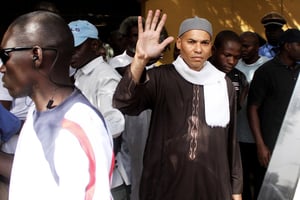 Karim Wade, lors de son arrestation, en avril 2013 à Dakar. © AFP