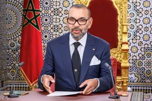 Le roi du Maroc, le 29 juillet 2023,  lors du discours traditionnel marquant l’anniversaire de son accession au trône. © AFP PHOTO / MOROCCAN AGENCY PRESS
