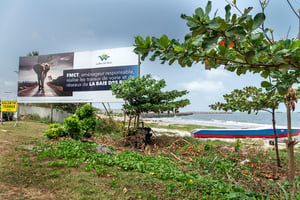 Chantier emblématique de la capitale, l’ancien projet de marina de Libreville, devenu celui de la Baie des rois, alimente les fantasmes et les critiques depuis plus de vingt ans. © Jacques Torregano pour JA