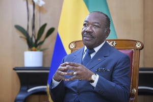 Au Gabon, Ali Bongo Ondimba, placé en résidence surveillée, appelle ses « amis » à l’aide. © COM PR ID