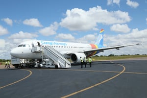 Deux Dash 8 de Congo Airways et l’un de ses deux Airbus A320 sont cloués au sol pour des problèmes de moteur. L’offre domestique de la compagnie nationale est réduite à peau de chagrin. © Facebook Congo Airways