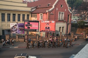 Le premier tour de l’élection présidentielle malgache, initialement prévu le 9 novembre, a été reporté au 16 novembre 2023. © RIJASOLO / AFP