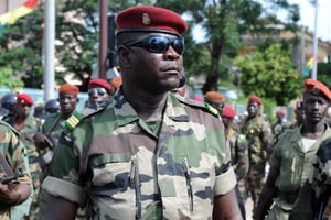 Claude Pivi, ici photographié le 2 octobre 2009, demeure introuvable après son évasion au début de novembre 2023 de la Maison d’arrêt de Conakry, en Guinée. © SEYLLOU DIALLO/AFP