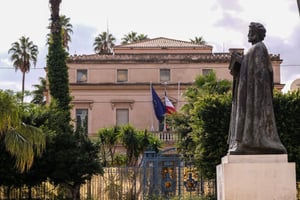 L’ambassade de France à Tunis, le 29 octobre 2020. © Noureddine Ahmed/SIPA