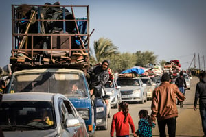 Des familles palestiniennes fuyant Khan Younès vers Rafah, le 22 janvier 2024. © AFP