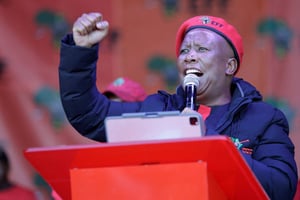 Le Sud-Africain Julius Malema, leader des Combattants pour la liberté économique (EFF), le 26 juillet 2023. © Guillem SARTORIO / AFP