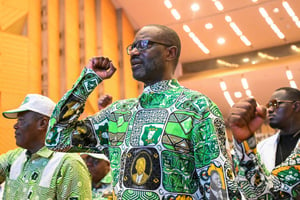 Tidjane Thiam, le 9 décembre 2023, à Yamoussoukro, lors de l’un de ses derniers meetings de campagne pour la présidence du Parti démocratique de Côte d’Ivoire (PDCI). © Sia KAMBOU/AFP