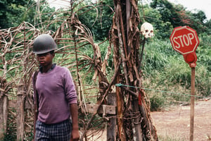 Les rebelles du National Patriotic Front of Liberia (NPFL) assiègent Monrovia, 1990.