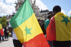 Rassemblement de la diaspora sénégalaise pour la libération d’Ousmane Sonko et de tous les prisonniers politiques au Sénégal, à Paris, le 12 août 2023, © Adnan Farzat / NurPhoto via AFP
