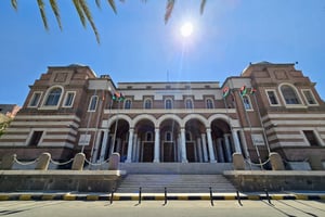 Le siège de la Banque centrale de Libye, à Tripoli, en août 2024. © AFP