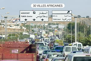 Un embouteillage en direction du centre de Tunis, en 2012. © Goran Jakuš/Alamy/Abaca