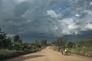 Après une série d’attaques qui ont fait 21 morts durant la semaine de Noël près de la cité minière de Manguredjipa, dans le nord de la province du Nord Kivu, les ADF ont attaqué deux localités dans la nuit de mardi à mercredi dans cette même région. © ALEXIS HUGUET/AFP
