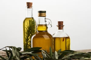 La filière oléicole tunisienne représente 200 000 emplois et une production de 220 000 tonnes (saison 2023-2024). © AdobeStock