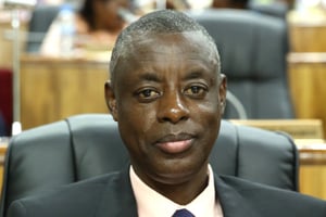Le ministre rwandais de la Défense, James Kabarebe, lors de la cérémonie de prestation de serment des ministres, des députés et de l’inspecteur général adjoint de la police à Kigali, le 18 août 2014. © Village URUGWIRO