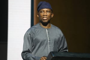 Bankole Adeoye s’exprime lors de la 2ᵉ édition du Forum d’Abidjan sur les frontières (ABF) au parc des expositions d’Abidjan, le 23 octobre 2024. © LEGNAN KOULA/EPA-EFE/ MaxPPP