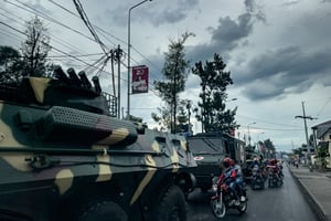 Un convoi blindé de la SAMIRDC dans Goma, en RDC, en avril 2024. © Alexis Huguet / AFP