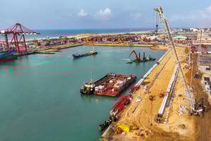 Travaux d’extension du bassin portuaire au Port autonome de Cotonou (PAC). © PAC