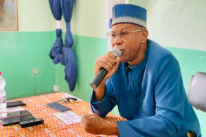 Au Mali, le journaliste Chahana Takiou placé en détention pour avoir critiqué la junte