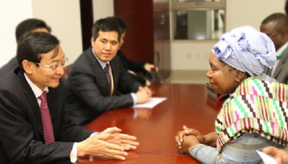 Zhang Ming et Dlamini-Zuma, en janvier 2014 à Addis Abeba. &copy; Ministère des affaires étrangères chinois.