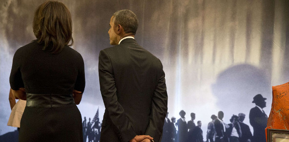 Michelle et Barack Obama au Musée national de Selma, le 7 mars 2015 &copy; Jacquelyn Martin/AP/SIPA