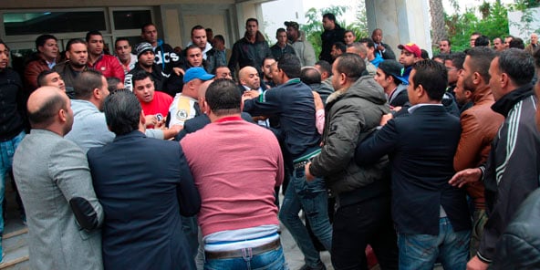 Le 1er novembre, des nervis empêchent la tenue d'une réunion du bureau exécutif du parti, à Hammamet &copy; Hichem