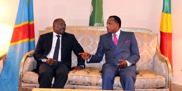 Denis Sassou Nguesso (à dr.) et Joseph Kabila, le 27 juin, à Oyo, au Congo. &copy; DR