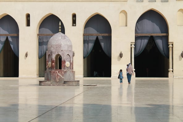 Cour de la.mosquee d'Al Haki &copy; Laurent de Saint Périer pour J.A.