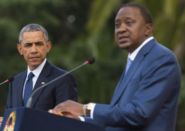 Barack Obama et son homologue kényan Uhuru Kenyatta lors d'une conférence de presse commune, le 25 juillet 2015. &copy; Saul Loeb/AFP