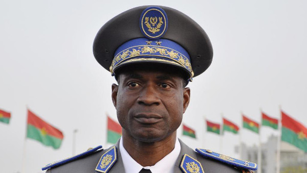 Le général Gilbert Diendéré, chef du RSP, a été inculpé d'« attentat à la sûreté de l'État » et de dix autres chefs d'inculpation. &copy; Ahmed Ouaba/AFP
